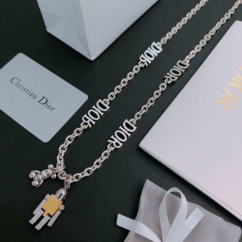 Dior Necklace 06lyr690